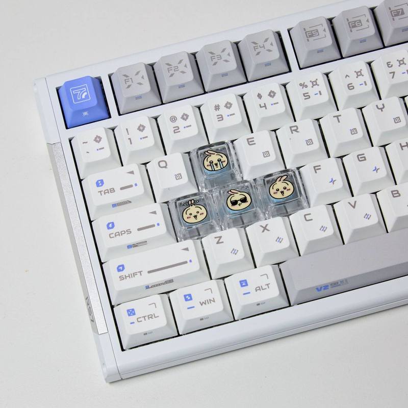 Chiikawa 4 Stück handgefertigt – Gaming Keyboard Esports Bewertung und Preis