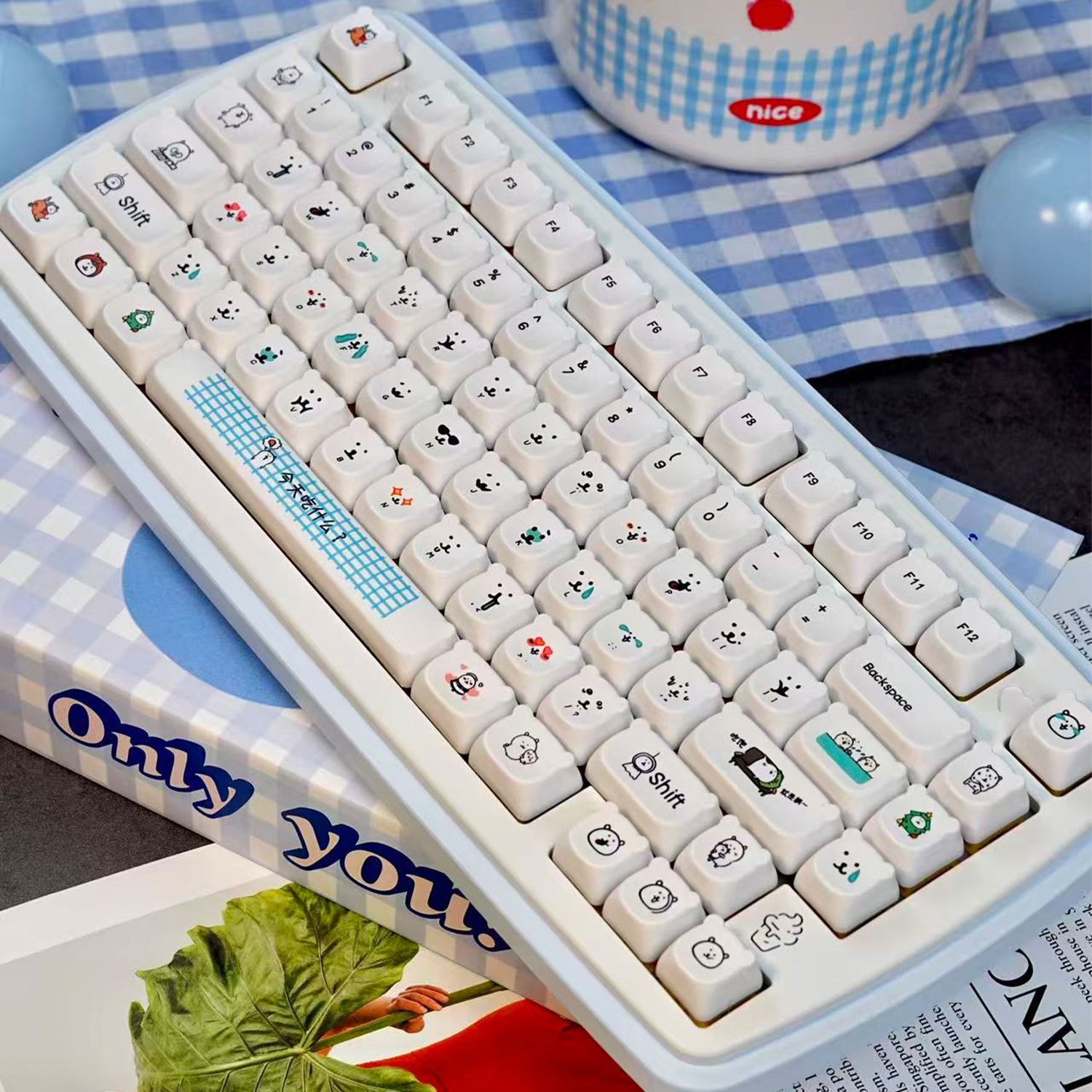 Kawaii Cartoon Joke Bear PBT-T – Gaming Keyboard Ergo Bewertung und Preis